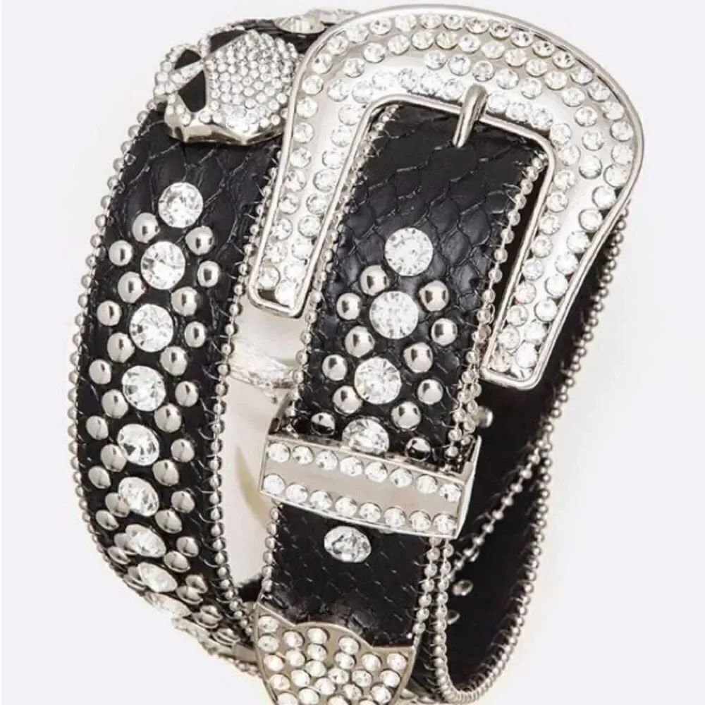 Black and Silver Skull Embellished Women's Belt
